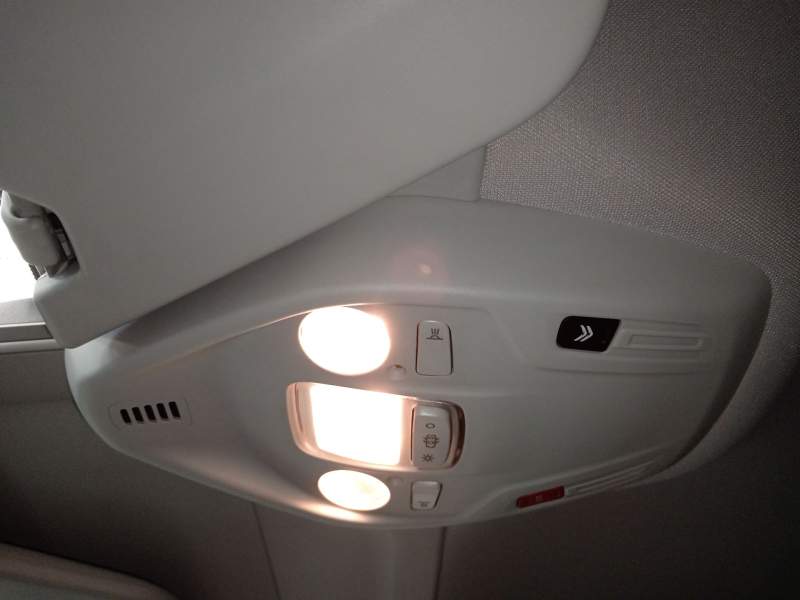 LUZ INTERIOR 