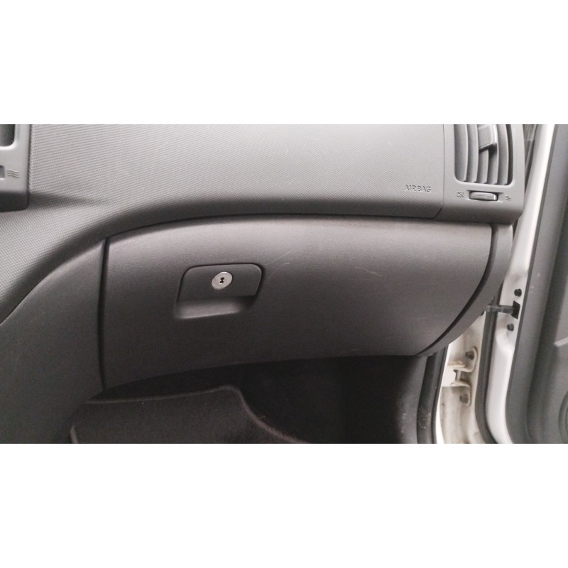 Recambio de guantera para hyundai i30 comfort referencia OEM IAM   