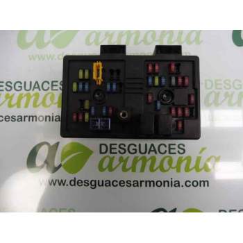 CAJA RELES / FUSIBLES 96821082 
