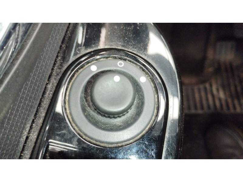 MANDO RETROVISOR 255706283R 