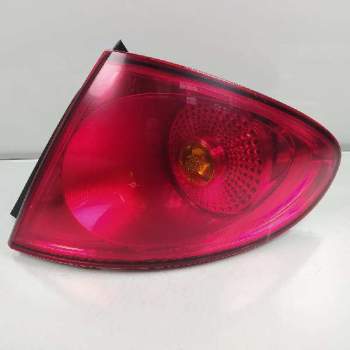 PILOTO TRASERO DERECHO 5P5945112A 5P5945096C 