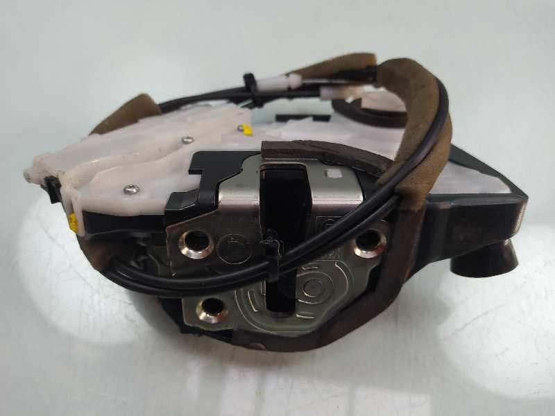 CERRADURA PUERTA DELANTERA DERECHA 72110SWAP03 