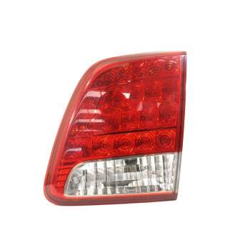 PILOTO TRASERO DERECHO EN PORTON 924062P100 