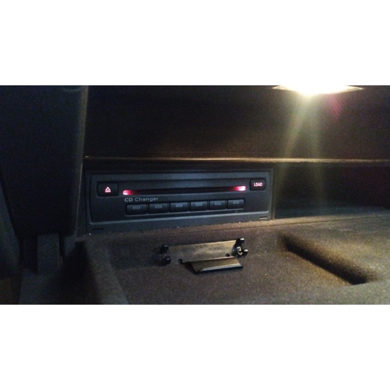 Recambio de sistema audio / radio cd para audi a6 berlina (4f2) 3.0 tdi quattro (165kw) referencia OEM IAM   