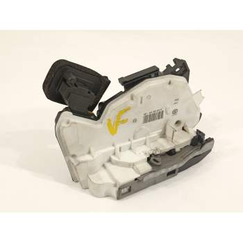 CERRADURA PUERTA TRASERA DERECHA 5K4839016AF 
