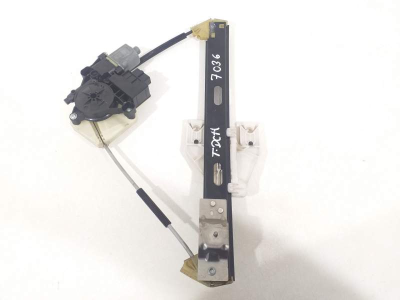 ELEVALUNAS TRASERO DERECHO 5F4839462A 5Q0959812A 0130822724