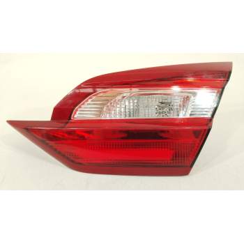 PILOTO TRASERO DERECHO EN PORTON H1BB13A602AH 