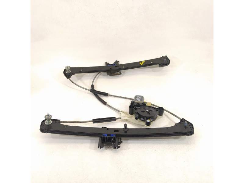 ELEVALUNAS DELANTERO IZQUIERDO 8V3837461A 5Q0959802B 0130822716