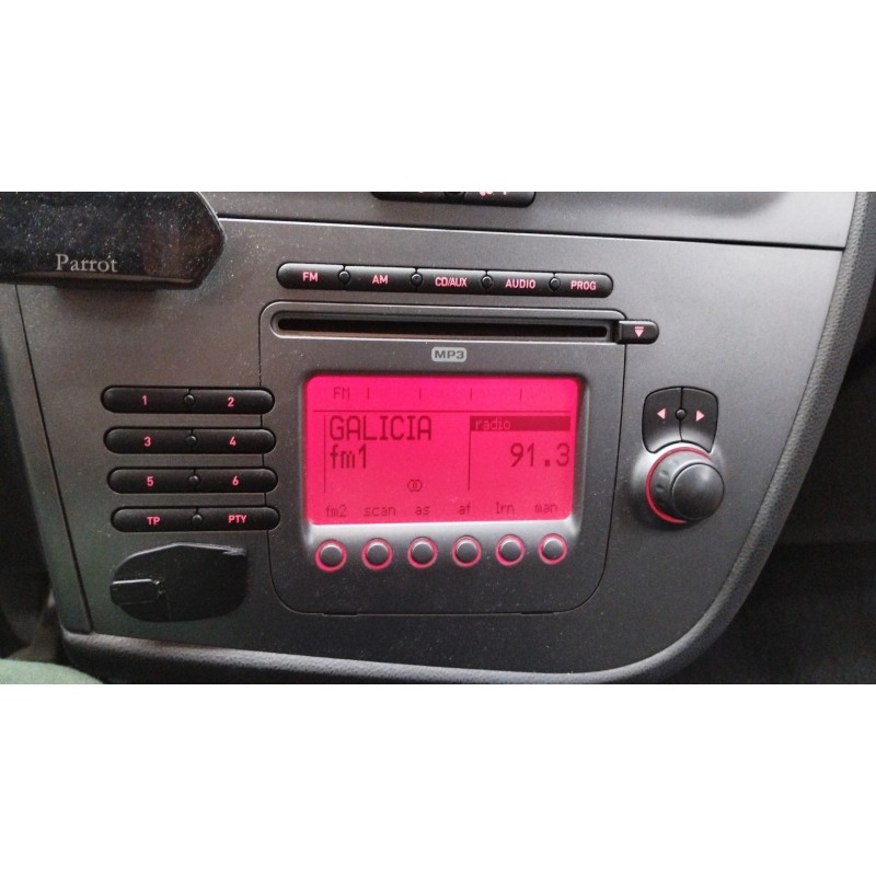 Recambio de sistema audio / radio cd para seat leon (1p1) comfort limited referencia OEM IAM   