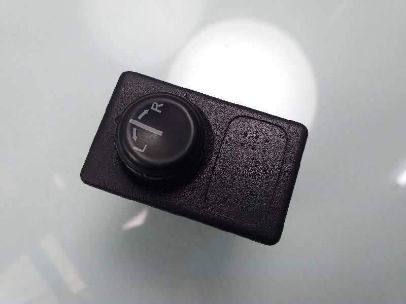 MANDO RETROVISOR 25570BM400 