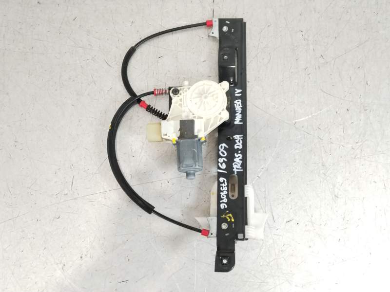 ELEVALUNAS TRASERO DERECHO 7S71A27000BG 6M2114A389B 0130822287