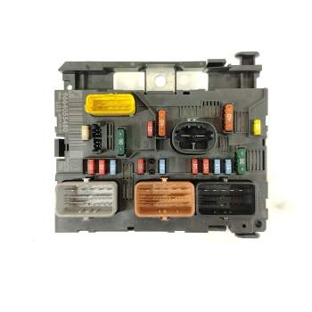 CAJA RELES / FUSIBLES 9664055480 BSNL0300 