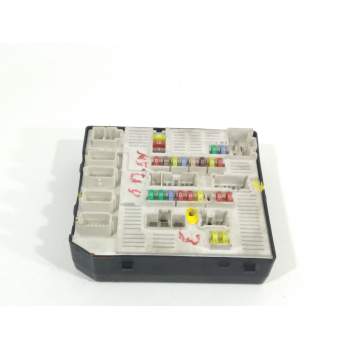 CAJA RELES / FUSIBLES 284B65125R 519331F03 USMBD95L1