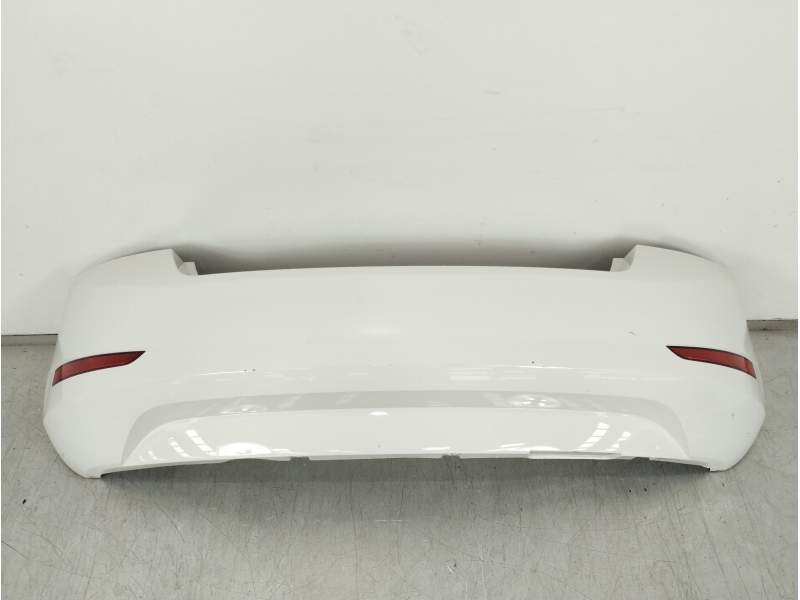 PARAGOLPES TRASERO 6V6807421F 
