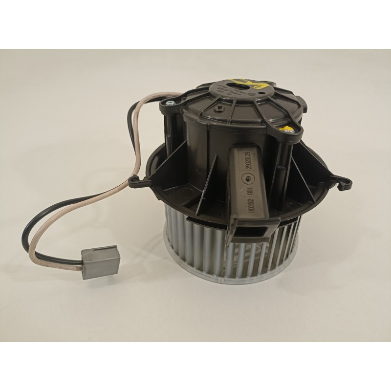 Recambio de ventilador calefaccion para opel astra j lim. selective business referencia OEM IAM U7253002  