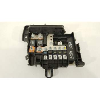 CAJA RELES / FUSIBLES 30659092 