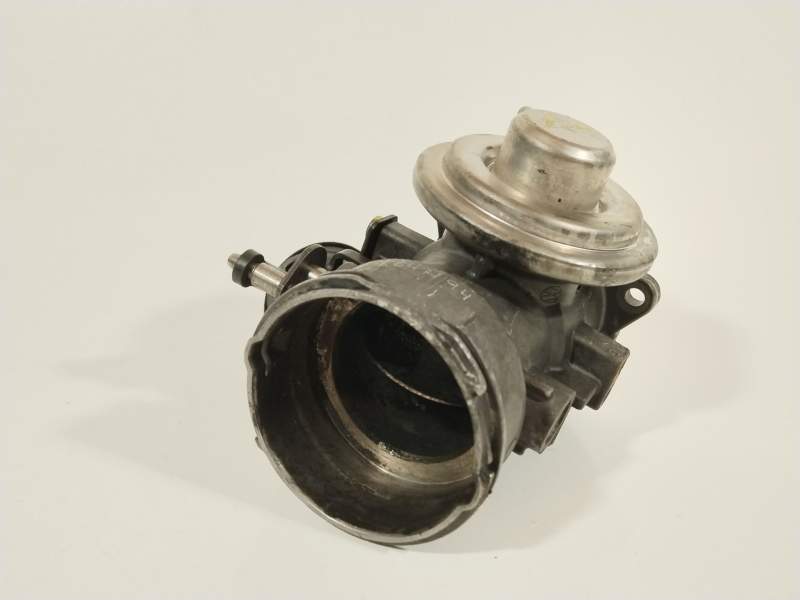 VALVULA EGR 038129637A 038131501AT