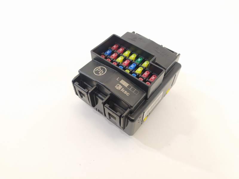 CAJA RELES / FUSIBLES 91950D4657 