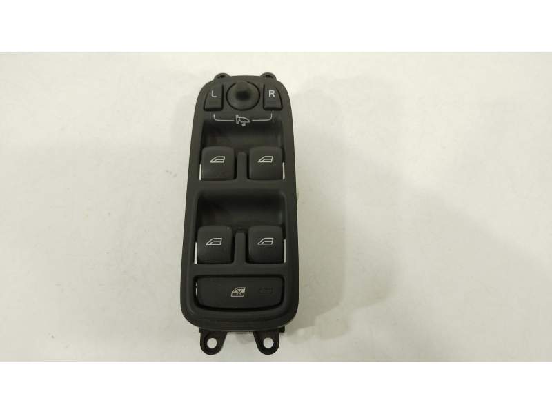 MANDO ELEVALUNAS DELANTERO IZQUIERDO 31343102 