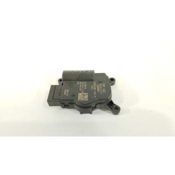 MOTOR APERTURA TRAMPILLAS CLIMATIZADOR 2Q0907511F 
