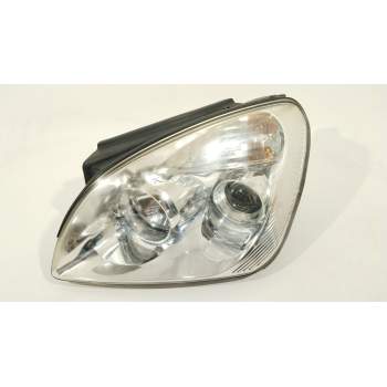 FARO IZQUIERDO 921011D020 