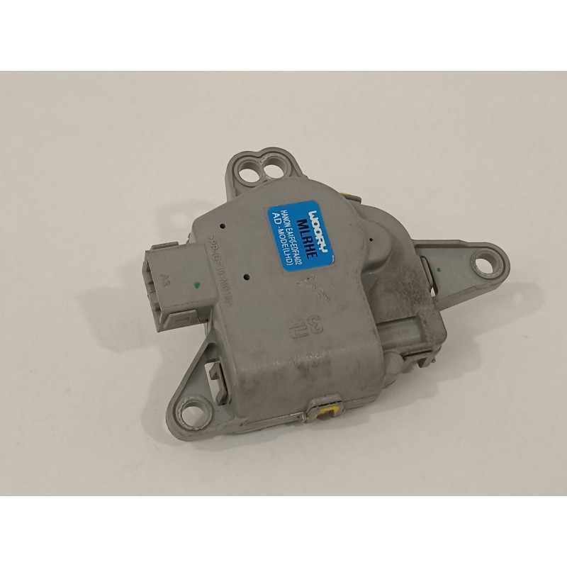 Recambio de motor apertura trampillas climatizador para hyundai i30 (pd) essence referencia OEM IAM EA1F0EDFAA02  