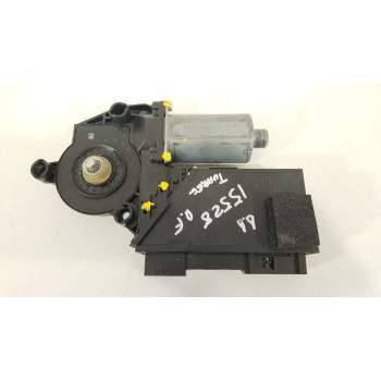 MOTOR ELEVALUNAS DELANTERO DERECHO 3D1959792E 0130821765 7L0959702G
