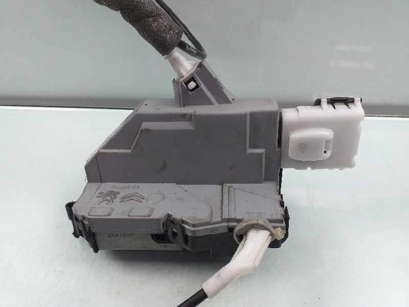 CERRADURA PUERTA TRASERA DERECHA 567164 