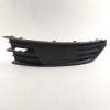 REJILLA PARAGOLPES DERECHA 8V0807368 