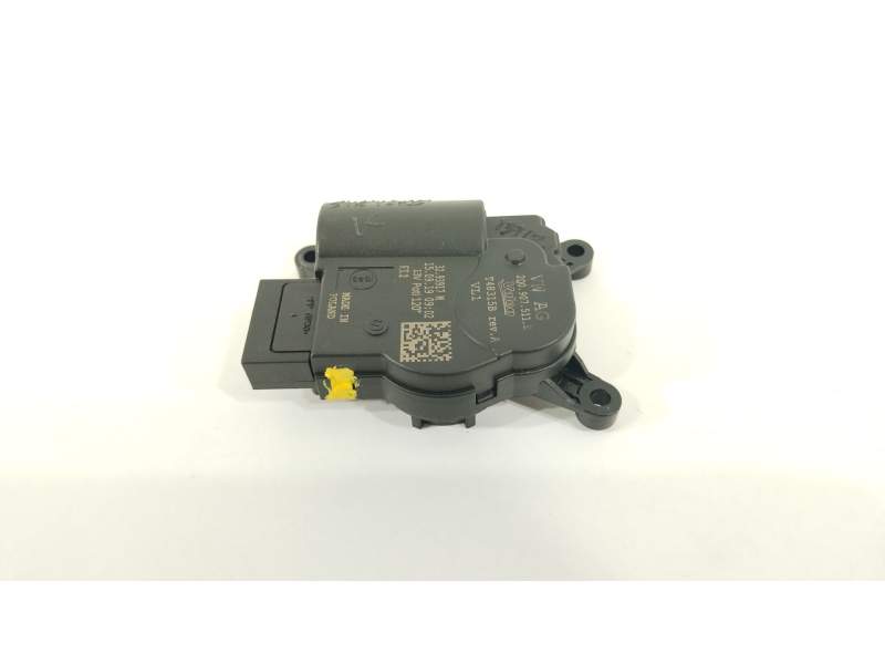 MOTOR APERTURA TRAMPILLAS CLIMATIZADOR 2Q0907511E 