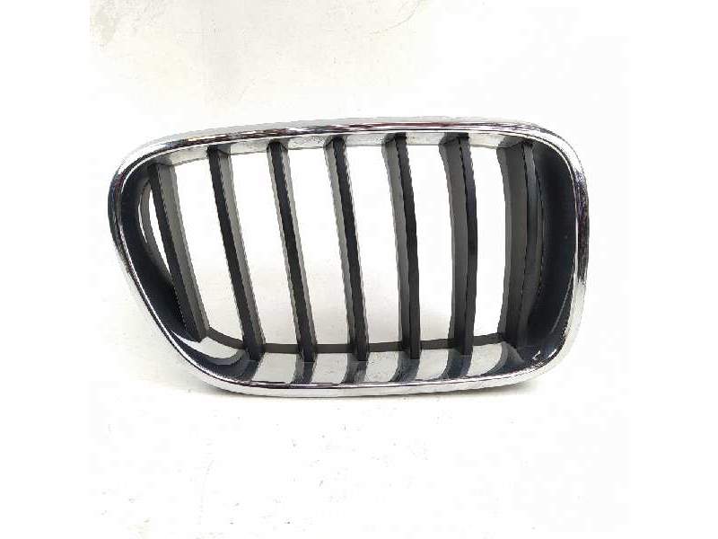 REJILLA PARAGOLPES CENTRAL 51117210726 51117237422 