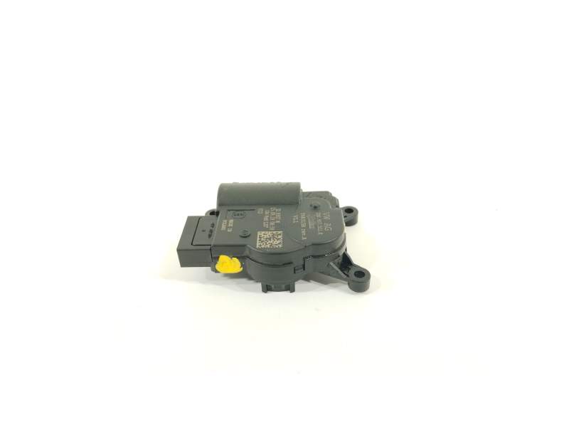 MOTOR APERTURA TRAMPILLAS CLIMATIZADOR 2Q0907511E 