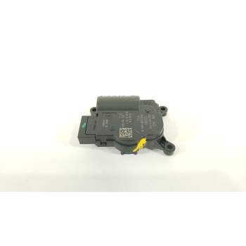 MOTOR APERTURA TRAMPILLAS CLIMATIZADOR 2Q0907511F 