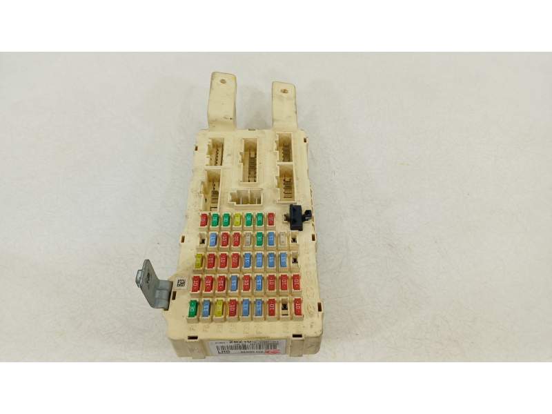 CAJA RELES / FUSIBLES 919502B210 