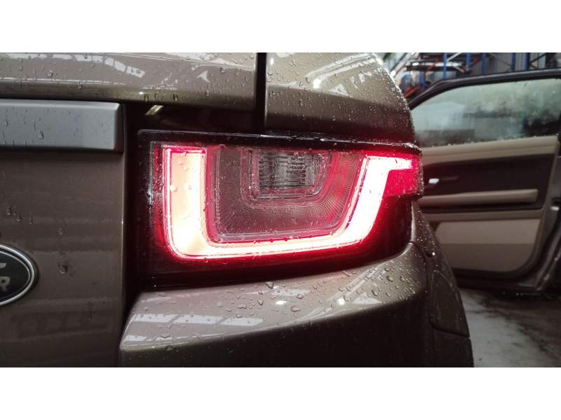 PILOTO TRASERO DERECHO LR072648 