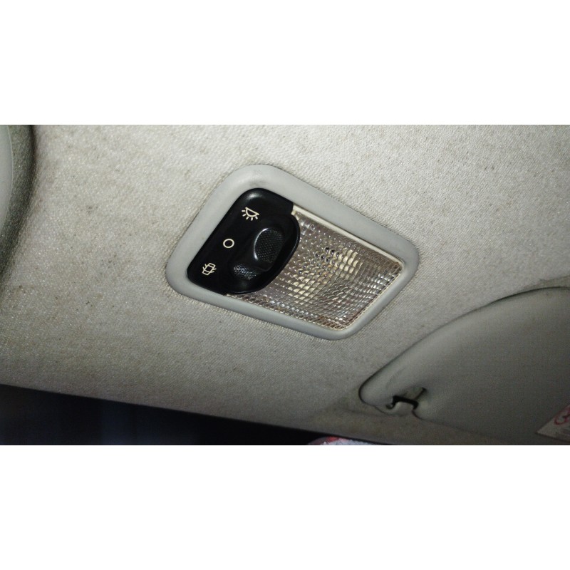 Recambio de luz interior para citroen c1 sx referencia OEM IAM   