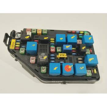 CAJA RELES / FUSIBLES 8297034021 
