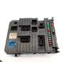 CAJA RELES / FUSIBLES 9663798280 BSI 2004 P06 00