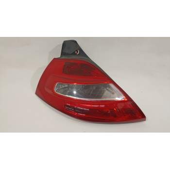PILOTO TRASERO IZQUIERDO 8200413214 