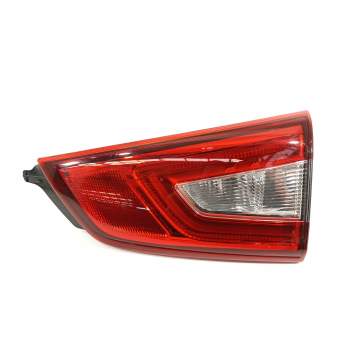 PILOTO TRASERO DERECHO EN PORTON 265504EA5D 265504EA6E 