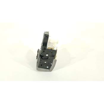 CERRADURA PUERTA TRASERA IZQUIERDA 4K0839015AA 