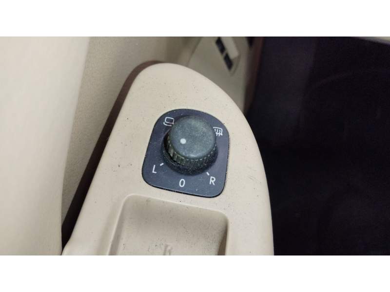 MANDO RETROVISOR 