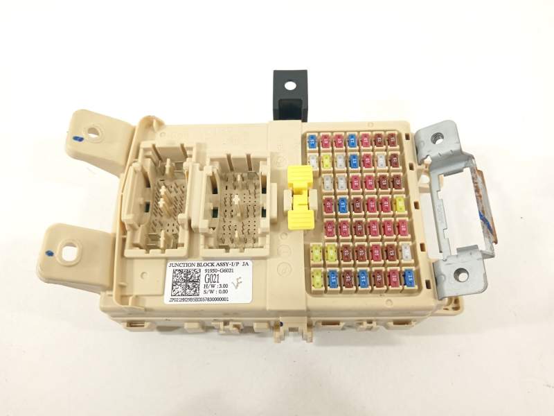 CAJA RELES / FUSIBLES 91950G6021 