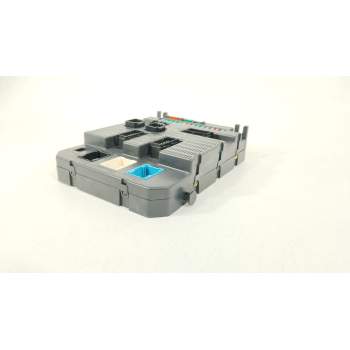 CAJA RELES / FUSIBLES 9664532580 BSI2004P10 