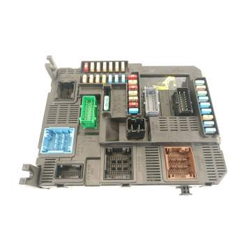 CAJA RELES / FUSIBLES 9819850080 
