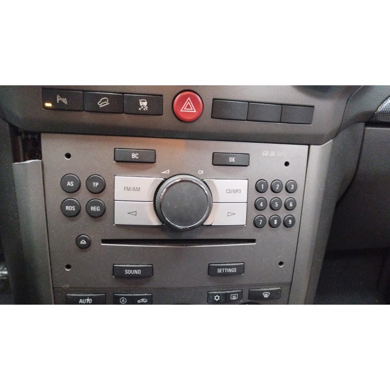 Recambio de sistema audio / radio cd para opel antara cosmo 4x4 referencia OEM IAM   