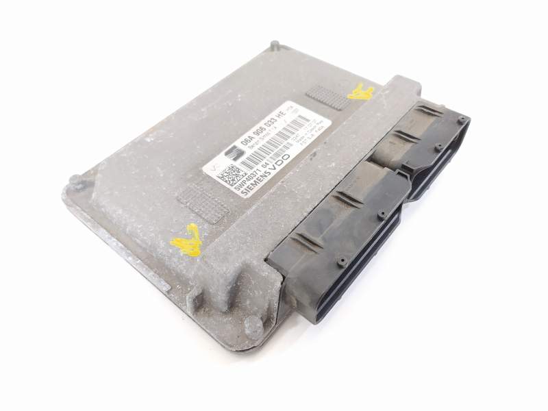 CENTRALITA MOTOR UCE 06A906033HE 5WP40371 