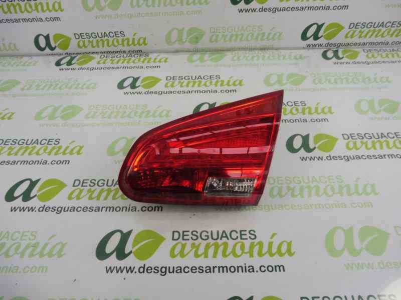 PILOTO TRASERO DERECHO EN PORTON 92404A2020 