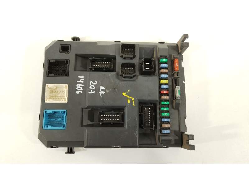 CAJA RELES / FUSIBLES 9664983080 10557680