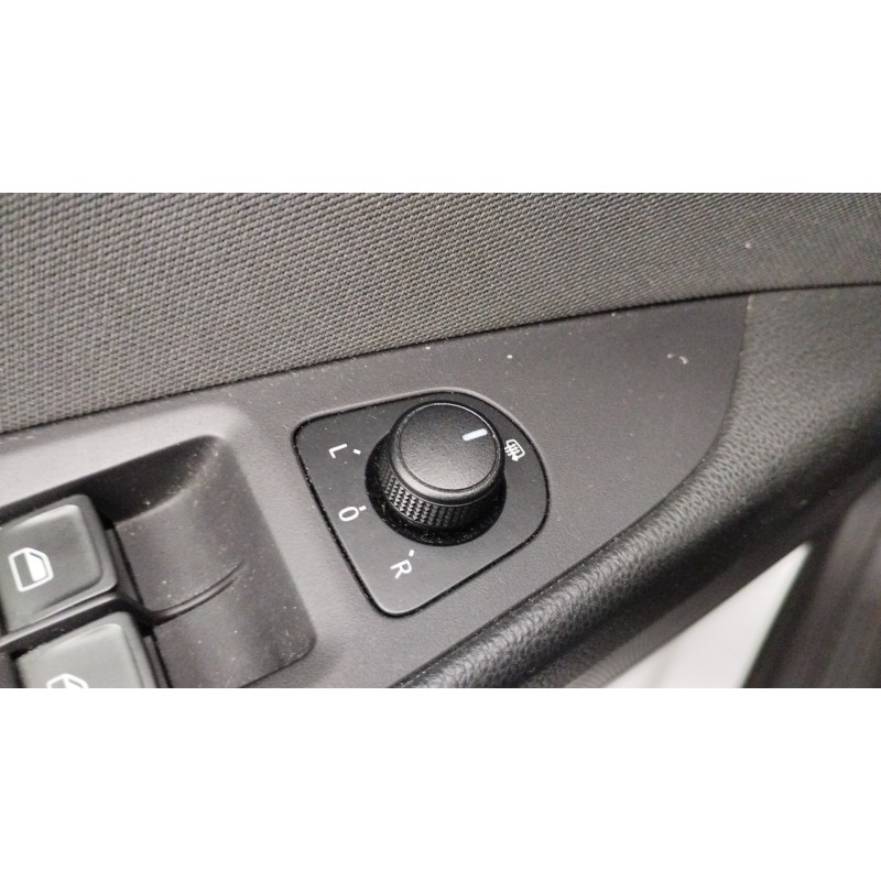 Recambio de mando retrovisor para seat leon (5f1) style referencia OEM IAM   
